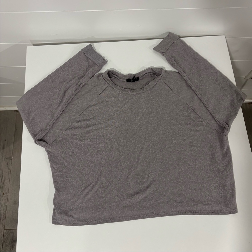 Forever 21 Boxy Gray and White Long Sleeve Sweatshirt